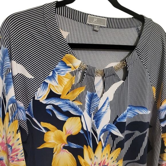 JM Collection Bold Floral Black Blue Asymmetrical Hem Tunic Blouse,  XL - Picture 3 of 9